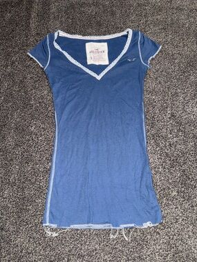Hollister Y2K Blue Lace Trim V-Neck Top Size Small